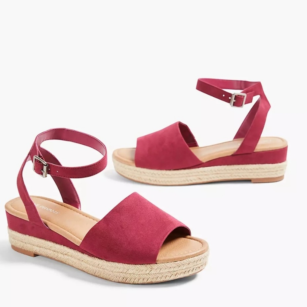 Wedge sandals